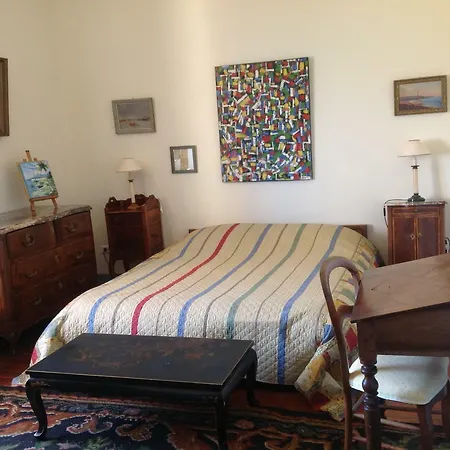 Alojamento de Acomodação e Pequeno-almoço Manoir Saint-louis