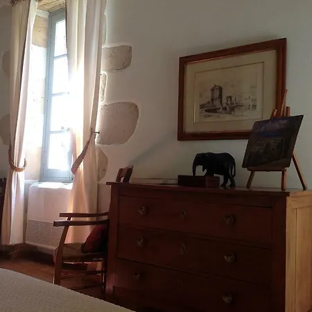 Manoir Saint-louis Bed & Breakfast Bouglon