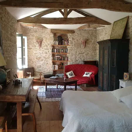 Manoir Saint-louis Bed & Breakfast Bouglon
