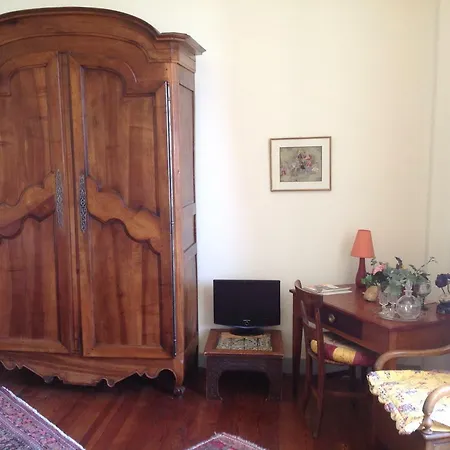 Manoir Saint-louis Bed & Breakfast