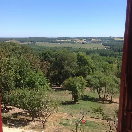 Manoir Saint-louis Bed & Breakfast 4*