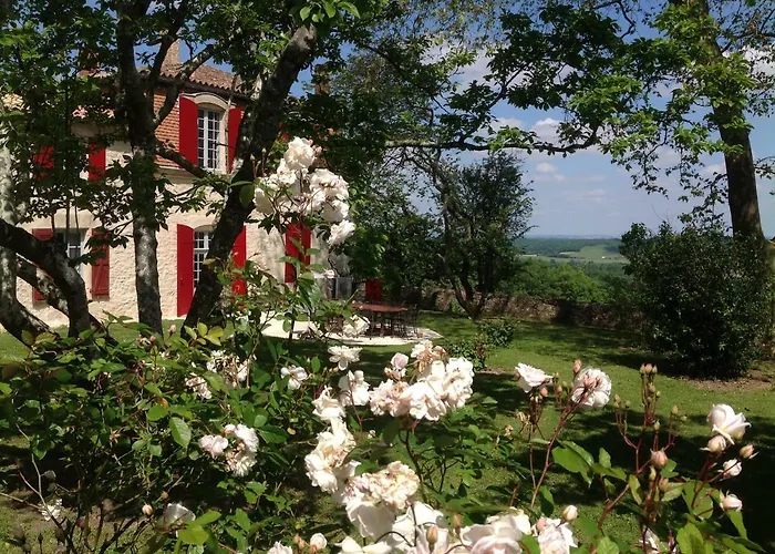 ベッド・アンド・ブレックファスト Manoir Saint-louis ブグロン
