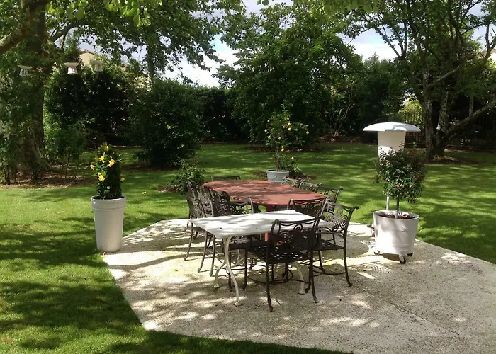 Bed & Breakfast Manoir Saint-louis 4*