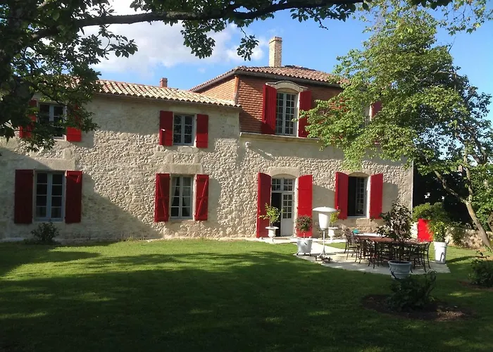 Manoir Saint-louis Bed & Breakfast