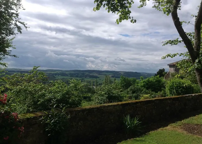 Manoir Saint-louis Bed & Breakfast