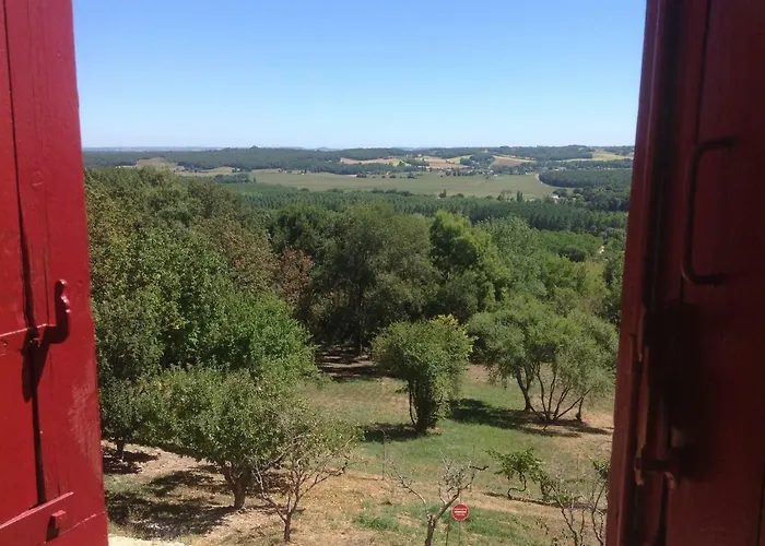 Manoir Saint-louis Oda ve Kahvaltı 4*