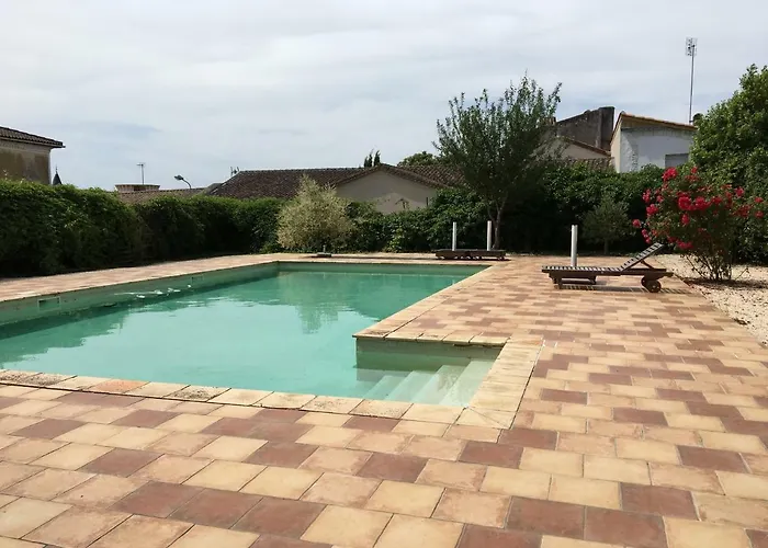 Manoir Saint-louis Bed & Breakfast