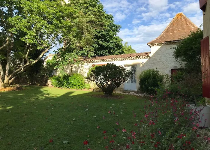 Oda ve Kahvaltı Manoir Saint-louis Bouglon